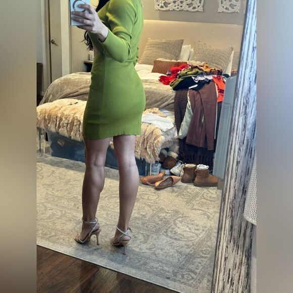 NWT HOUSE OF HARLOW RIBBED MINI CUTOUT SWEATER DRESS - Picture 2 of 7